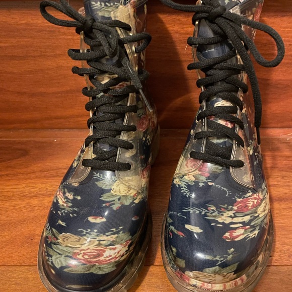 Gorgeous vintage floral rain boots by Shiek 💕🤗🎉 size 38 UK (7) - Picture 1 of 8